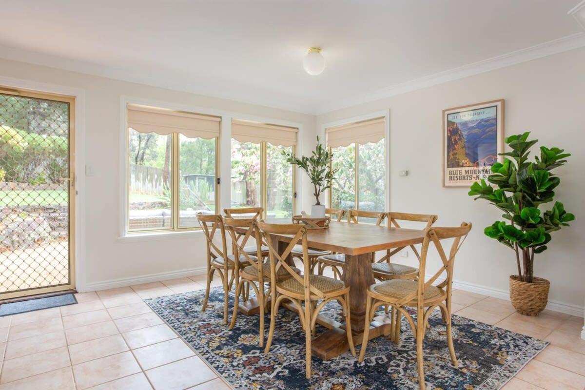Stunning Katoomba Home With Lush Garden&Playground Экстерьер фото