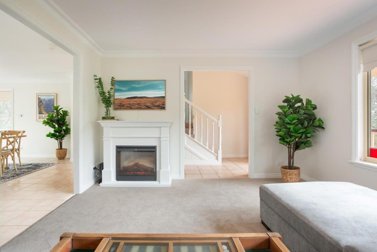Stunning Katoomba Home With Lush Garden&Playground Экстерьер фото