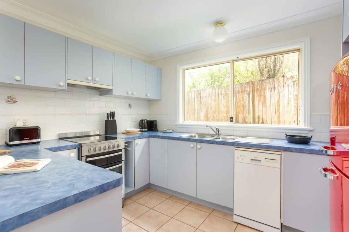 Stunning Katoomba Home With Lush Garden&Playground Экстерьер фото